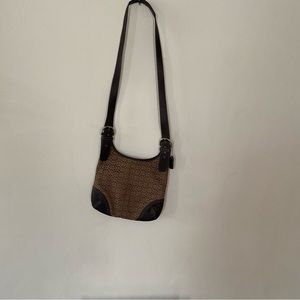 Coach brown signature C - cross body bag